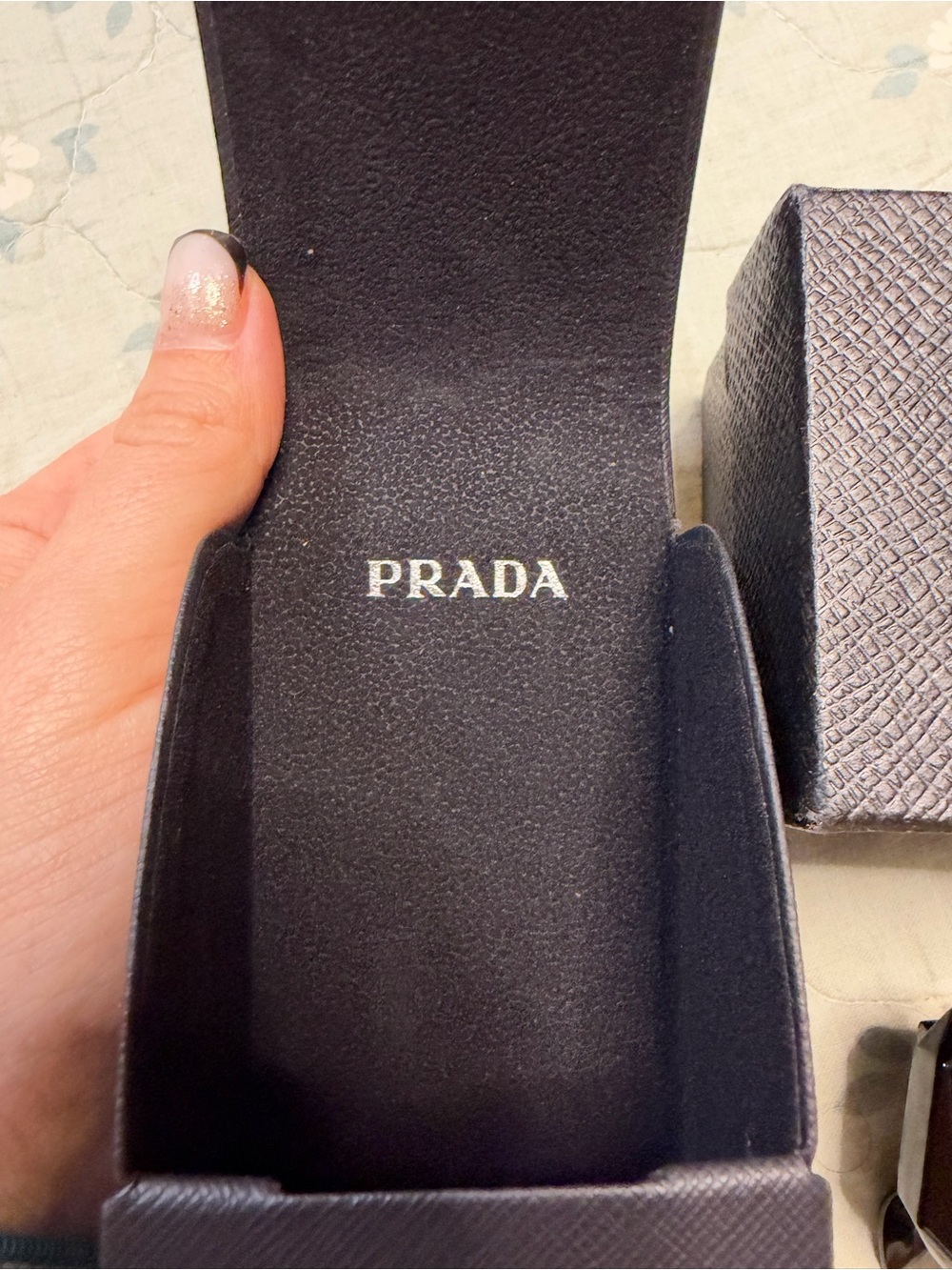 Prada women’s Black Sunglasses with Dark Lenses - Picture 7 of 7